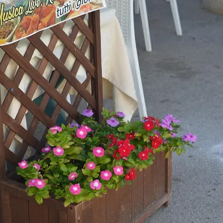 Le Voilier Hotel