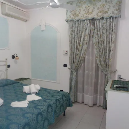 Hotel Le Voilier 3*